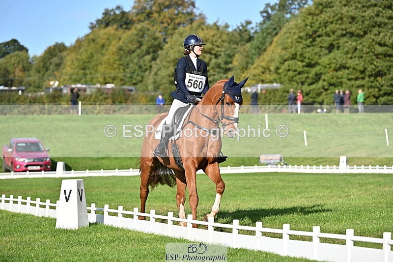 251024A-105424-08462 - G-560-Josie.Dix