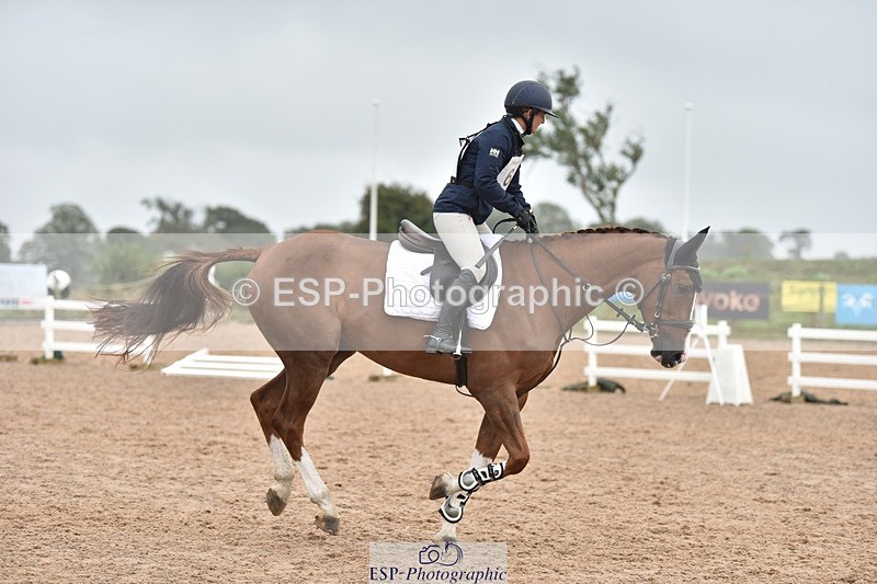 250830-115944-00874 - B-064-Amy.Tough