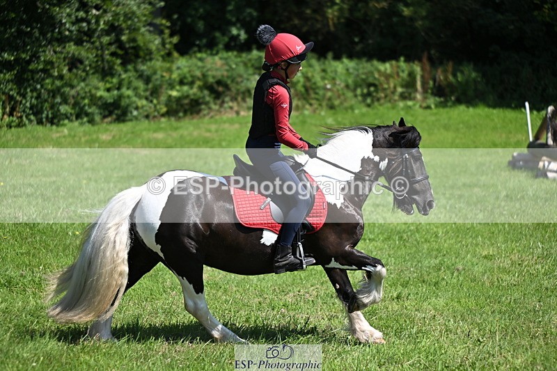 240729B-142326-02743 - Abbie's Group XC