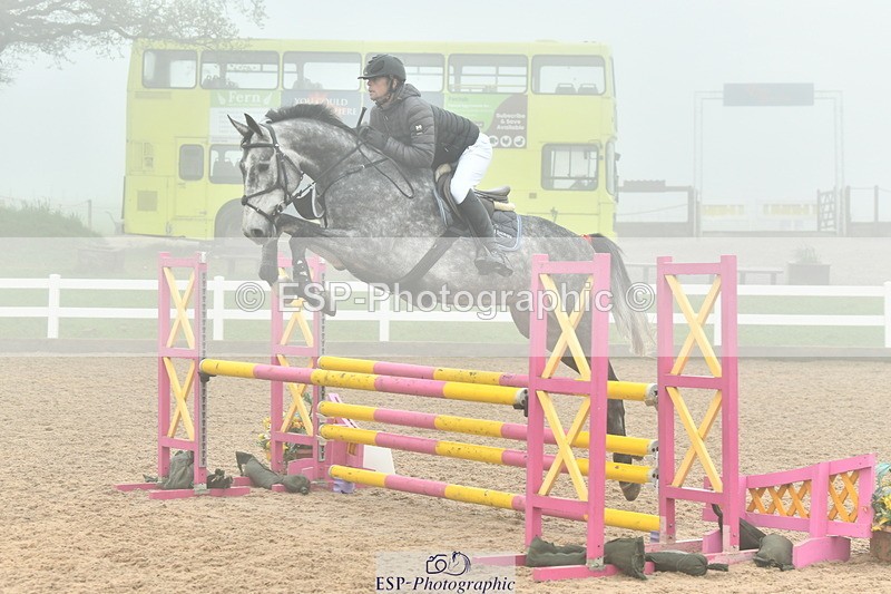 230505A-092234-03021 - Cls 13 British Novice