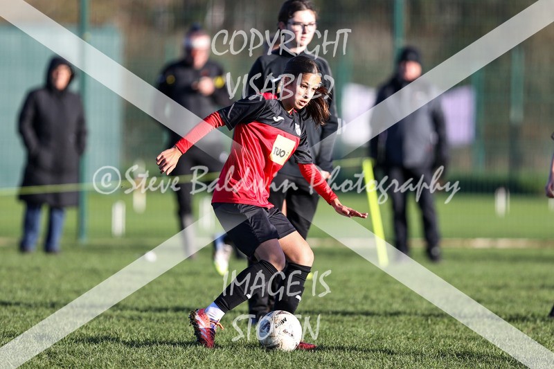 1DX31814 - 2025-11-23 FC Abbey Meads U13 Purple V Highworth Town Junior FC U13 T