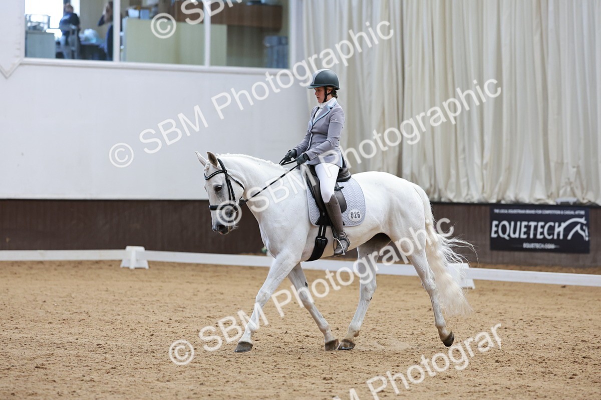 SBM_008132 - Class 6b - Novice 6 - 9.28-10.41