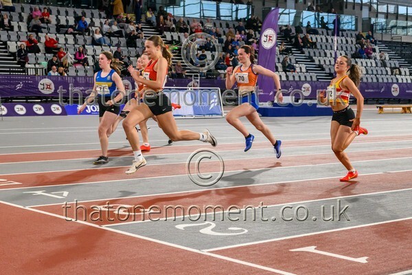 Age26SUN-810615 - Track Female