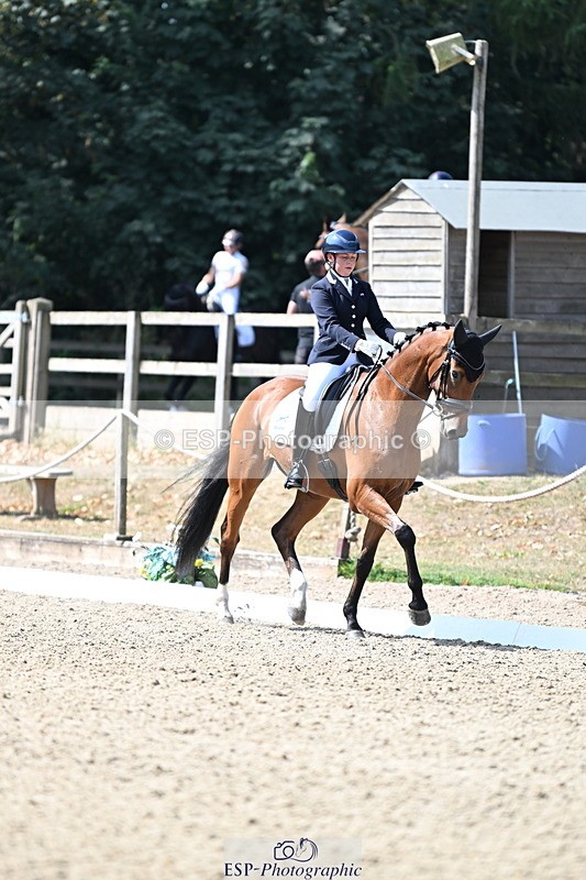 250810A-110516-05700 - 071-Abbie.NewburySeagry.Viceroy