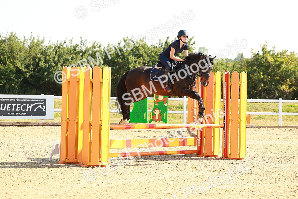 1I0A0025 - Class 1 - Clear Round