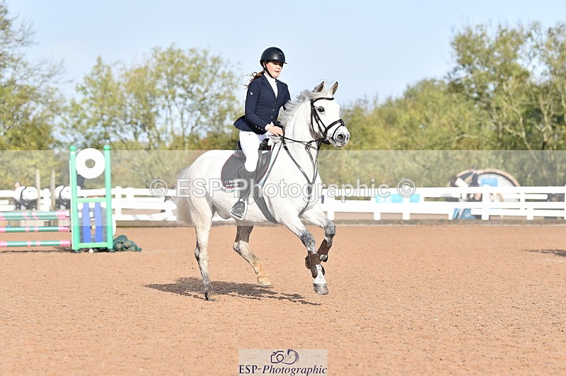 231028A-105716-00637 - Cls 2 British Novice & 80cm Open