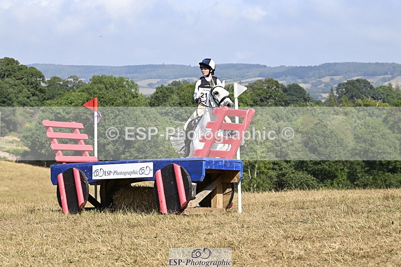 250824A-151812-39008 - 2110-Eliza.Hemphill-Davy