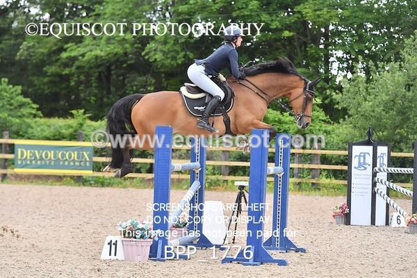 BPP_1776 - FRI CLASS 6 Senior Foxhunter/ 1.20m Open