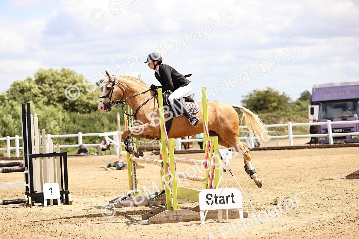 SBM_007897 - Class 3 - 90cm showjumping
