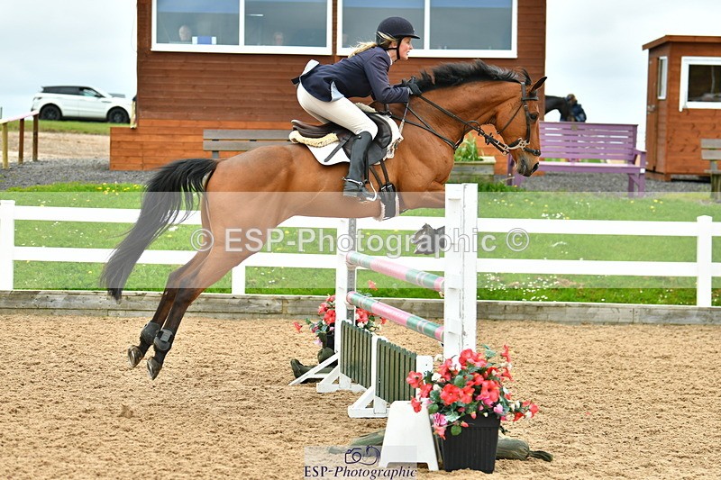 230507A-134034-08189 - Cls 43 1.05m Amateur Quali