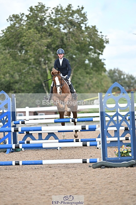 241005A-114953-03581 - SAT Cls 17 95cm Amateur Quali