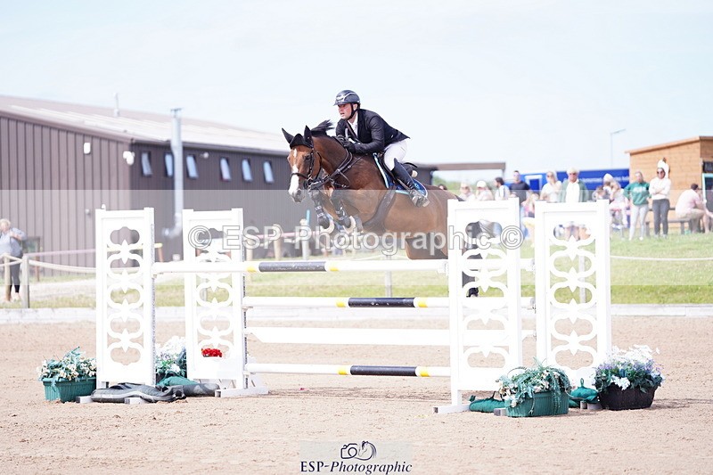 240803A-151154-08822 - Cls 32 National 1.30m Open