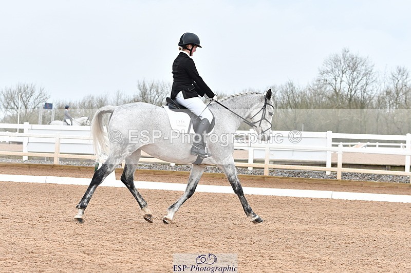 240121A-112856-00562 - Cls 5 Novice 37A