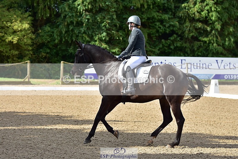 250719A-100152-03481 - 019-Bryony.Lovell-Williams-Broadtown.Man.In.The.Mirror