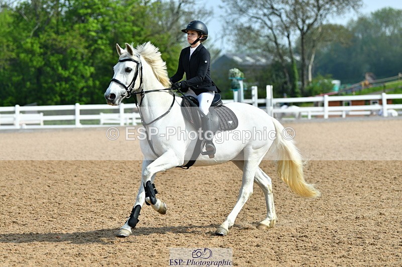 230514A-101112-02184 - Cls 22 Pony Discovery & 90cm Open