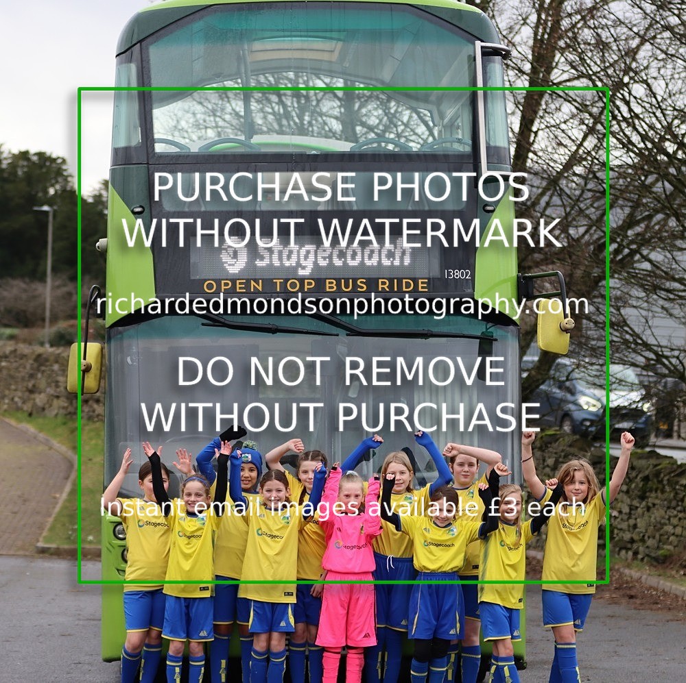 IMG_1340 - Kendal United U10 Girls (Stage Coach Photo Shoot)
