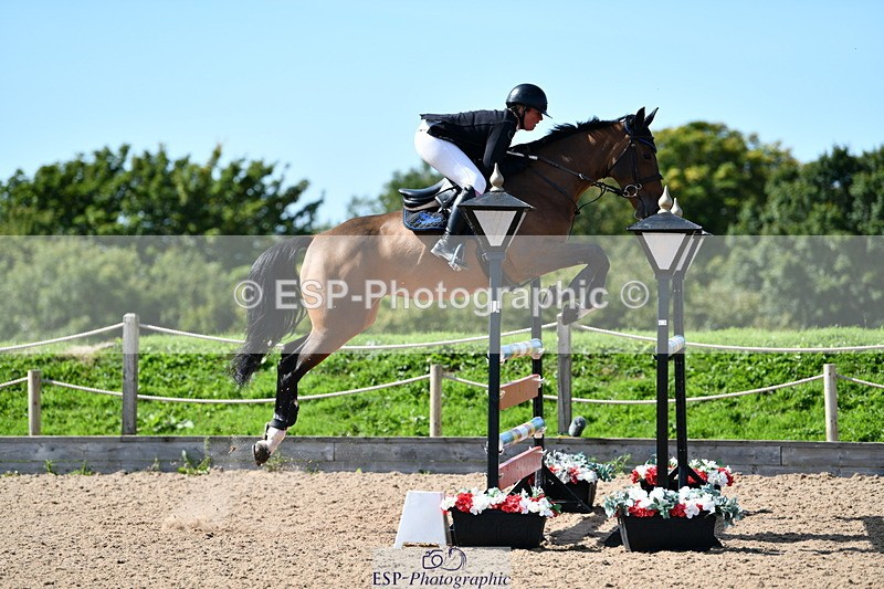 240914A-132159-07242 - Cls 15-S Snr Foxhunter