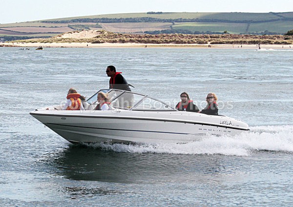 110829 LEYLA IMG_4337 - Speedboats
