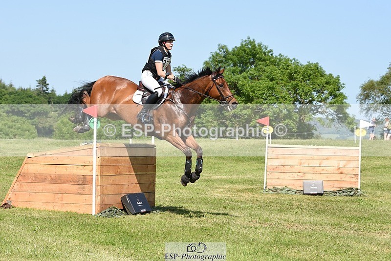 230527-154932-12279 - 377-GOLD_NUGGET-Jillian_Giessen-XC