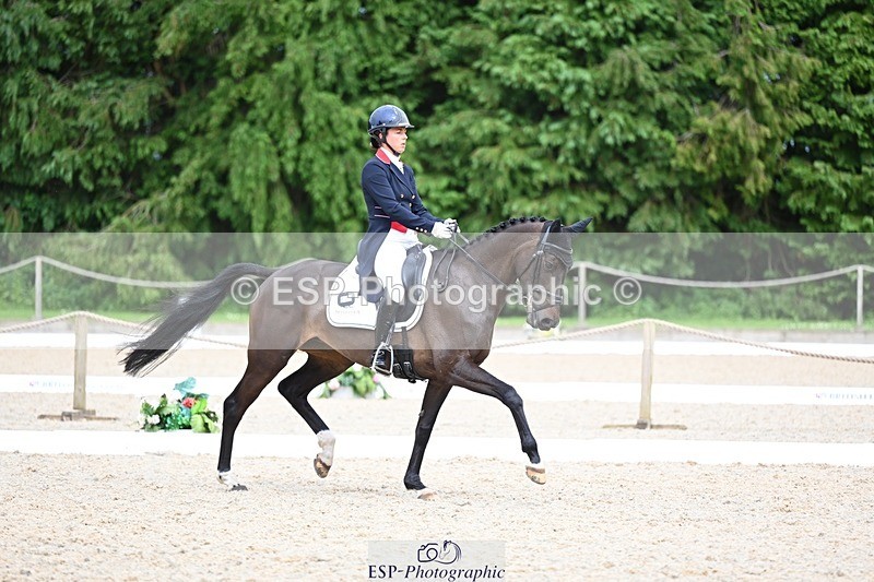 240524-155923-10665 - 540-OPPOSITION_HERALDIK_GIRL-Kirsty_Chabert