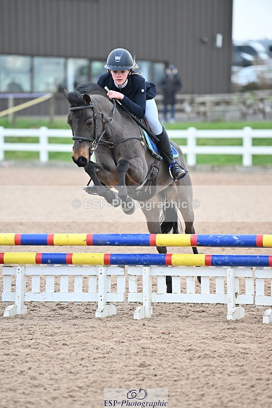 240128A-094024-00062 - Cls 1 Pony Intro 70cm