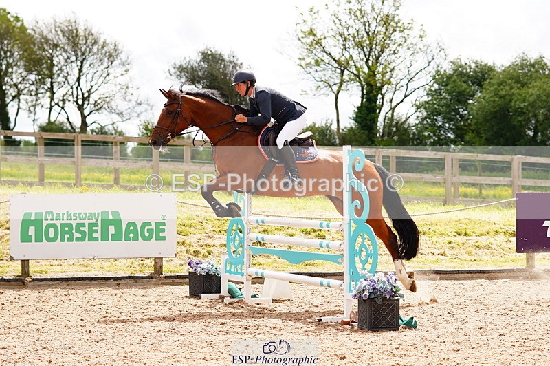 240526A-110348-07714 - Cls 26 Chard Equ 1.05m and 1.10m Grand Prix