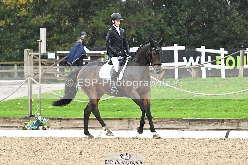 251023A-121127-02175 - B-142-Harry.Hodge