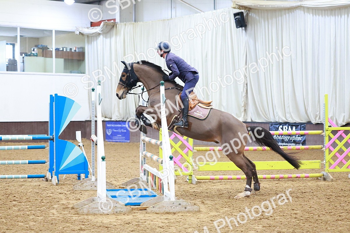 SBM_001431 - Class 4 - Senior Newcomers - 1.10m