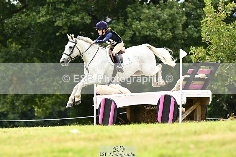 240825X-160148-36636 - 80cm XC 15.30 to 16.30