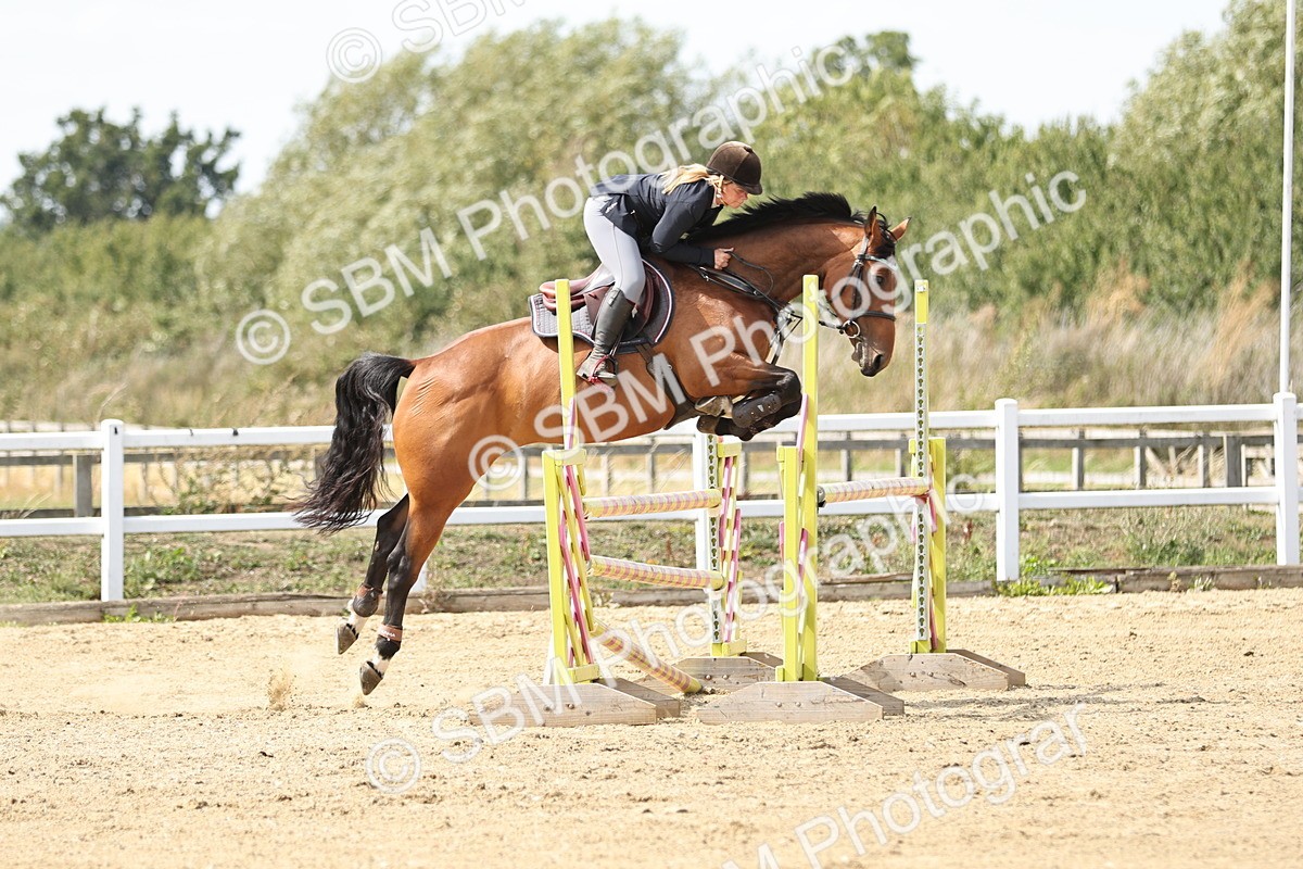 SBM_004990 - Class 5 - Senior Discovery - 1.00m Open