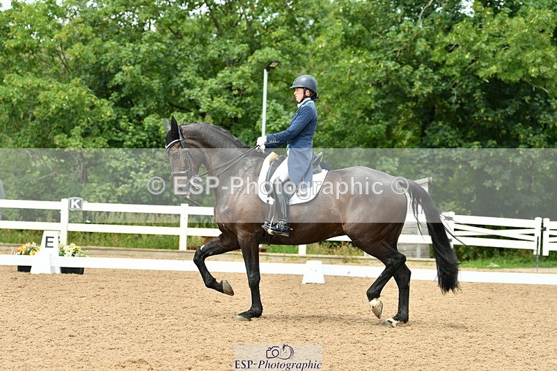 230702A-140427-09985 - Cls 40,41+39 Music Inter, FEI Inter I + II