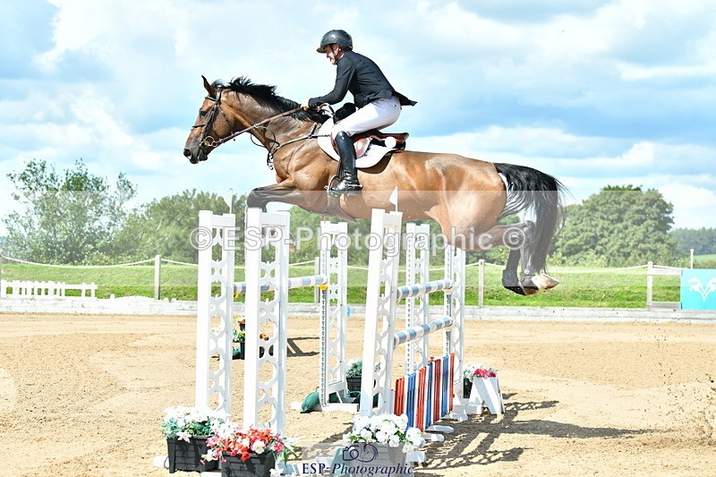 230720A-112921-02149 - Cls 5, 2 Star Medium 1.35m