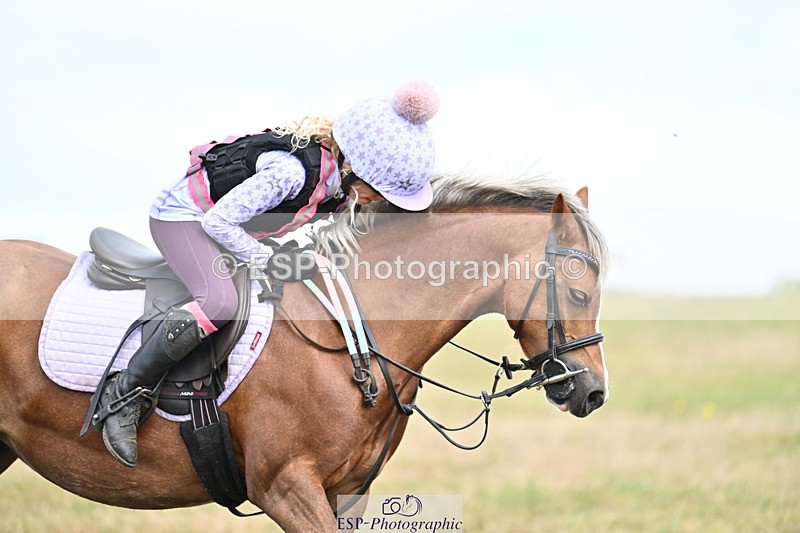 250821B-113203-00319 - Group C - Laraine