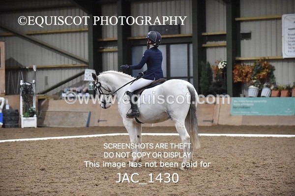 JAC_1430 - CLASS 9 PC NOVICE