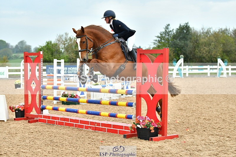 230504A-092404-00098 - Cls 1 British Novice & Open