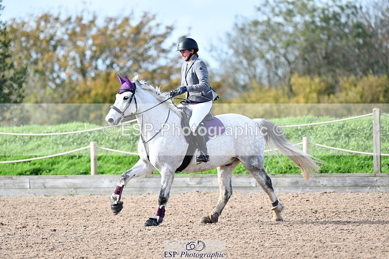 241026A-120325-01128 - SAT Cls 26+27 Club and Schools 90cm