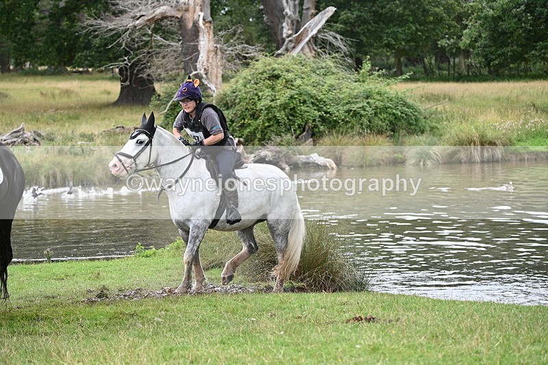 WJ7_2701 - Time at Water 11:37 to 12:13