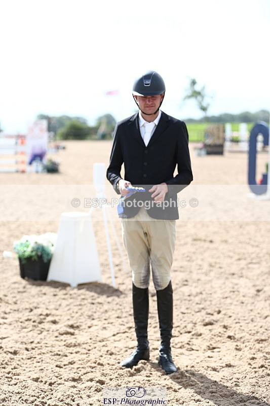 230812A-102618-08200 - Cls 31 Snr Newcomers