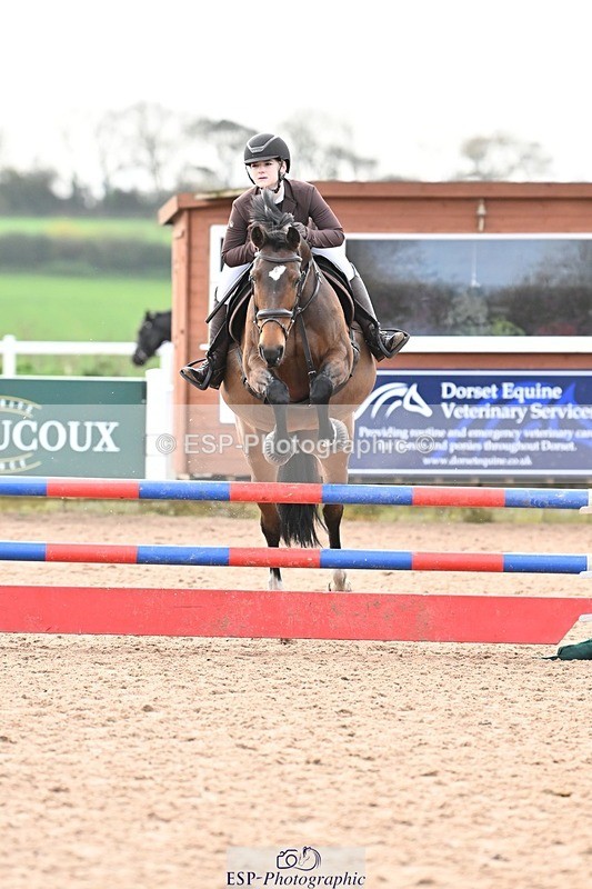 241117X-100035-03546 - Cls 09s Pony intro 90cm