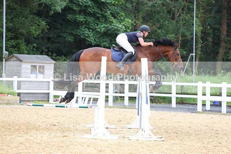 3E7A6245 - Class 8: Senior Newcomers/1.10m open