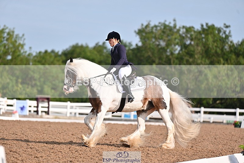 240817A-094019-06682 - 212-Emma.Lomas-My.last.rolo