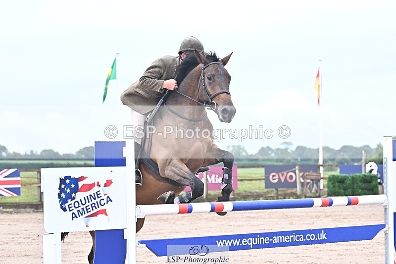 250731-101631-00333 - Cls 02 Snr Fox 1st Rnd