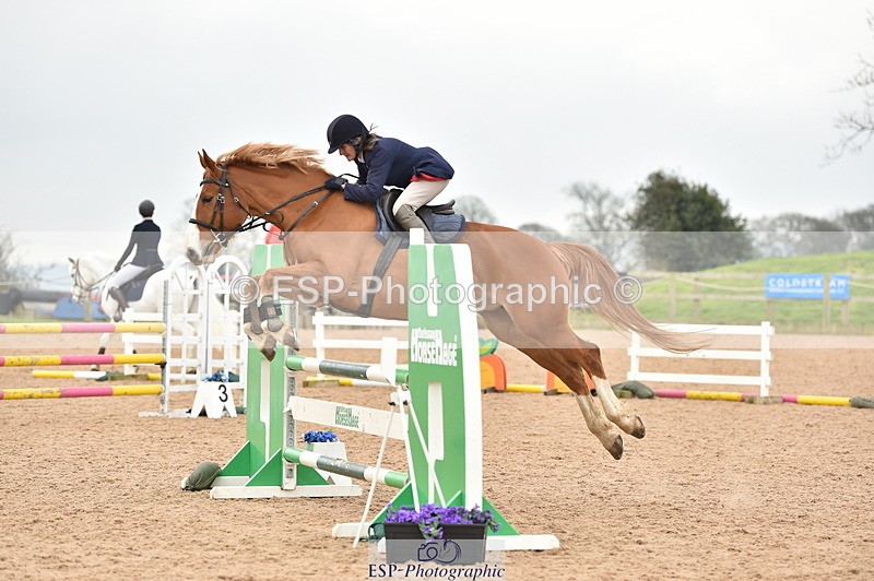 240331A-113228-00735 - 1m First Round