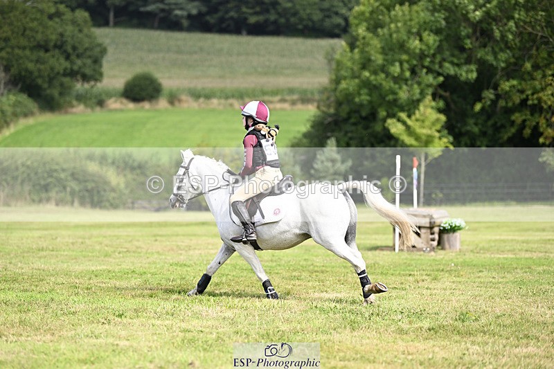 240825X-112631-32516 - 70cm XC 11.00 to 12.00