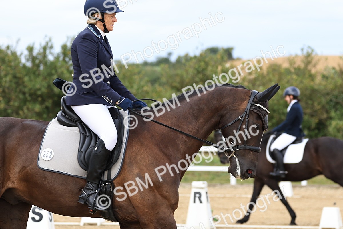 SBM_014142 - Class 6 - Elementary 53 - 15.44-17.04