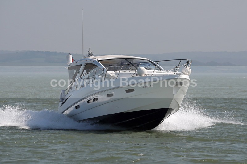 170408 NAKATCHA - SEALINE SC38 1Y3A0358 - Motorboats - Hardtop