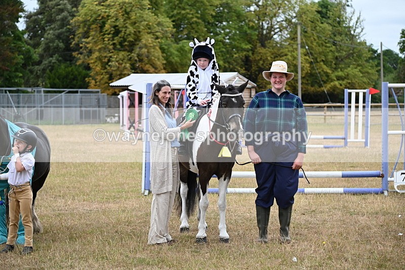 WJ6_9044 - Class 11 Fancy Dress