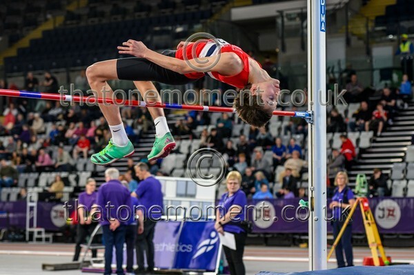 SeniorInd25-919604 - Field Male