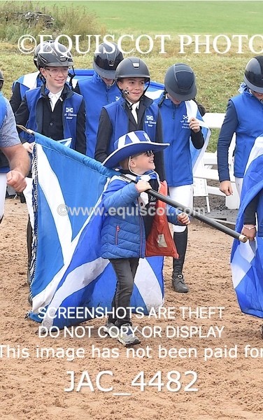 JAC_4482 - SAT TEAM PARADE
