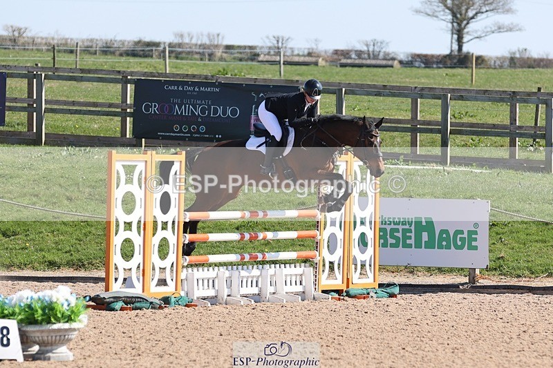 250402-114916-00398 - Cls 4 Newcomers and 1.10m Open